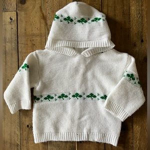 Vintage St Patrick’s day clover zip sweater 3-6 months